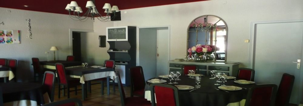 Le Victor Hugo - Hotel Et Restaurant - Logis Hotels Saint-Céré Dış mekan fotoğraf